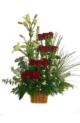12 Rosas Rojas y Lilis Blancas #23 - Floreria Briceida - Obregon Sonora