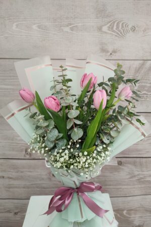 5 Tulipanes Rosas